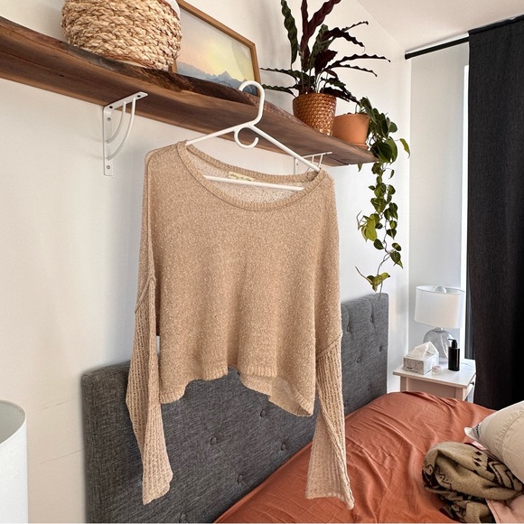 Urban Outfitters Top - Picture 5 of 6